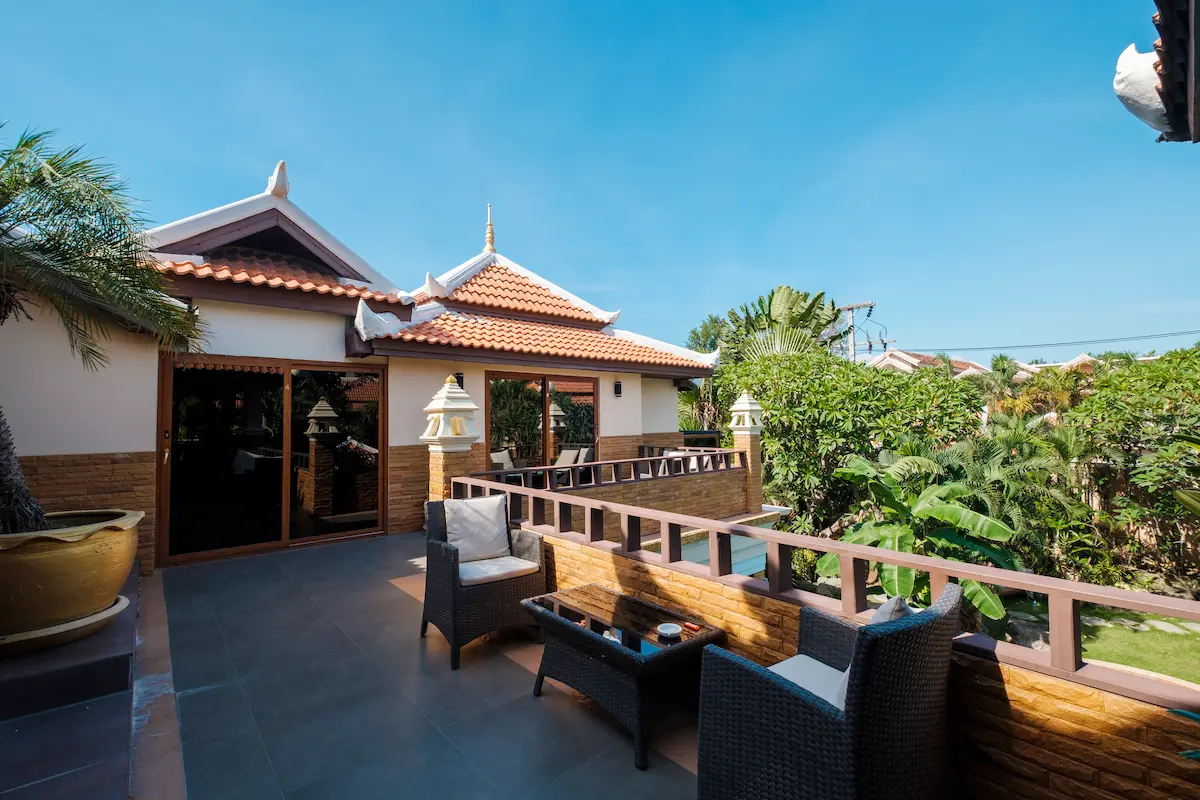 Guest Houses for Buy Or Rent