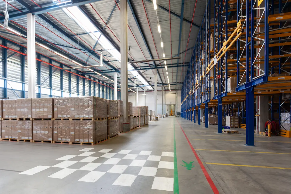 Factories, Warehouses, and Storage Facilities for Rent and Sale